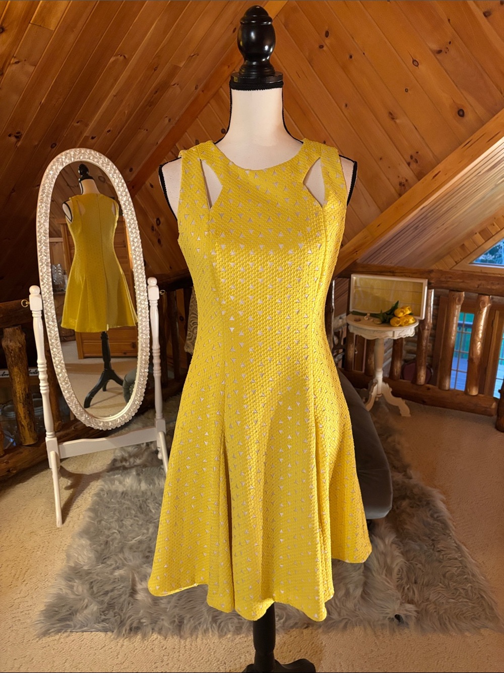 Tahari Yellow Textured Sleeveless Cutout A-Line Mini Dress